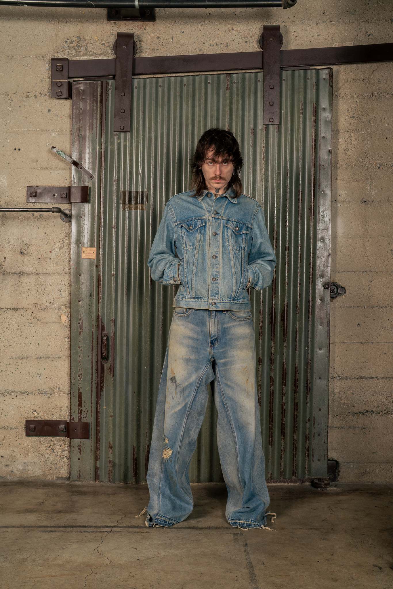 BIG SPLIT AJAX DENIM