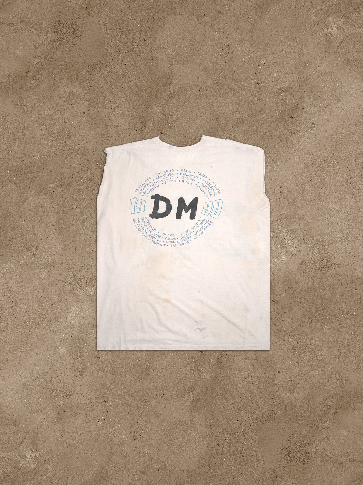 DM