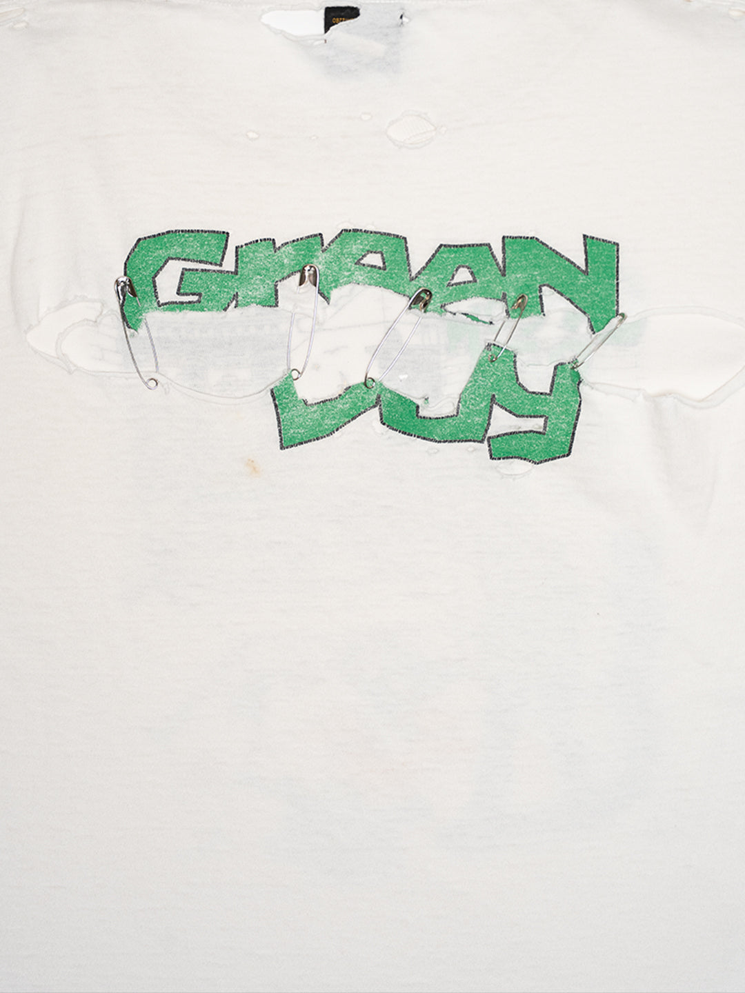 GREEN DAY close up 2