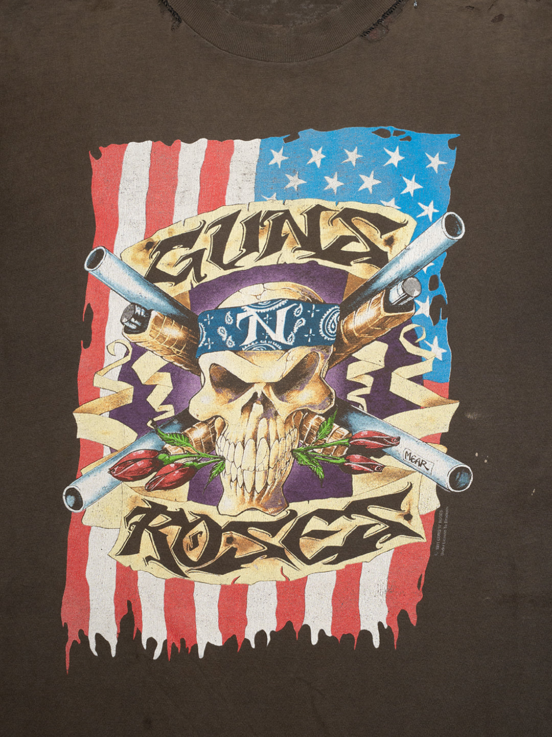 GUNS N ROSES 91-93 close up