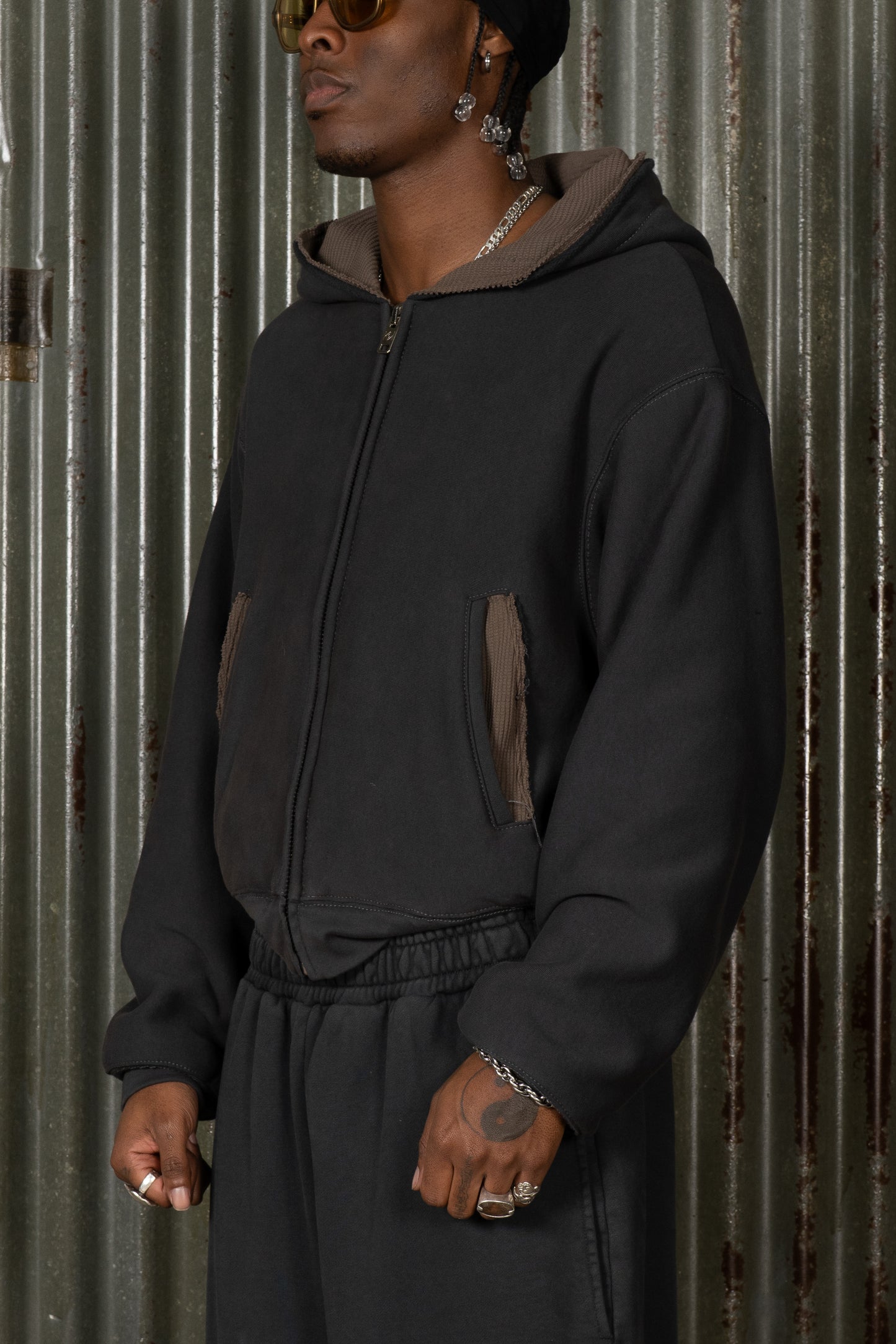 CONCRETE HOODIE