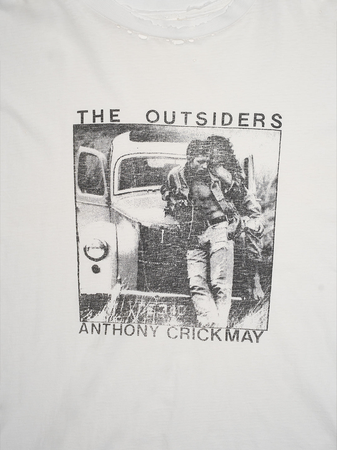 THE OUTSIDERS close up